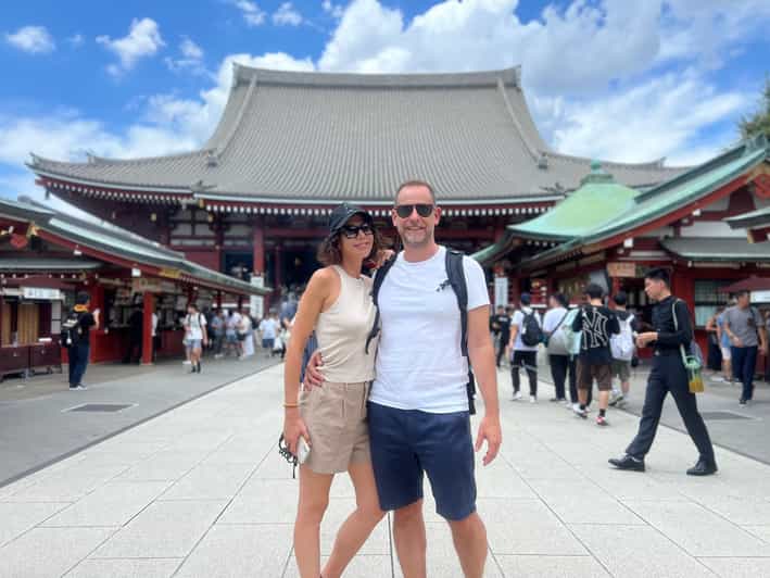 Tokyo: Meiji Jingu Shrine and Shinto Culture Walking Tour - The Big Torii: a simple photo moment with big meaning