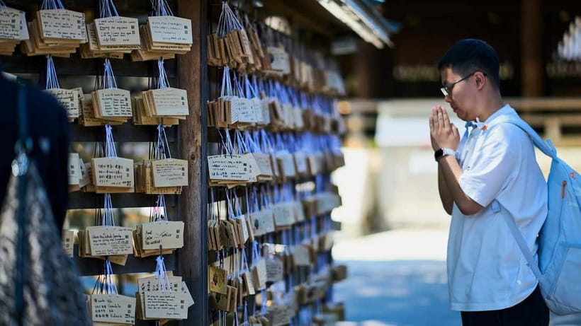 Tokyo: Meiji Shrine Walking Tour — Shinto & Imperial System - Harajuku Station to the first torii: setting the tone