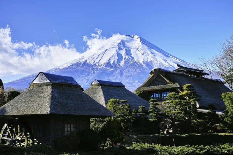 Tokyo: Mount Fuji and Lake Kawaguchi Tour with Pickup - Weather and visibility: Fuji is famous for changing its mind