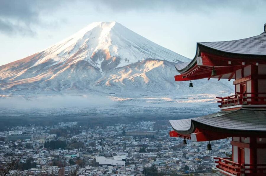 Tokyo: Mount Fuji and Lake Kawaguchi Tour with Pickup - Mt. Kachi Ropeway: where the day starts to feel real