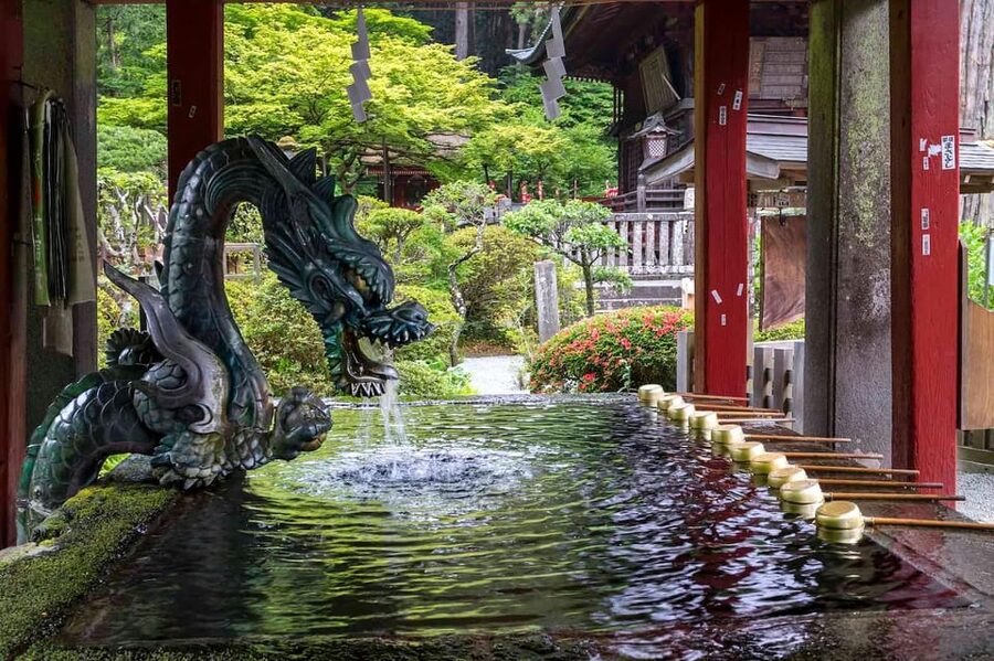 Tokyo: Mount Fuji & Hakone Private Tour with Guide - Chureito Pagoda: Fuji’s iconic photo spot in Fujiyoshida
