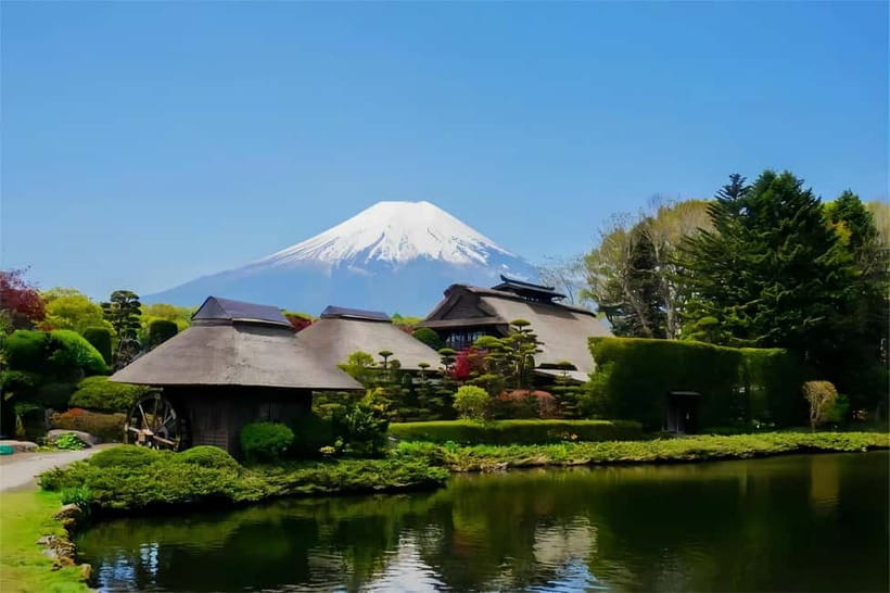 Tokyo Mt. Fuji 5th Station Tour | 9-Guest Small Group - Oshino Hakkai at lunch hour: the spring pools you can actually see