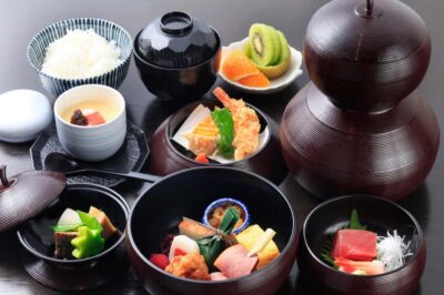 Mt Fuji Area Guided Tour with Traditional Lunch