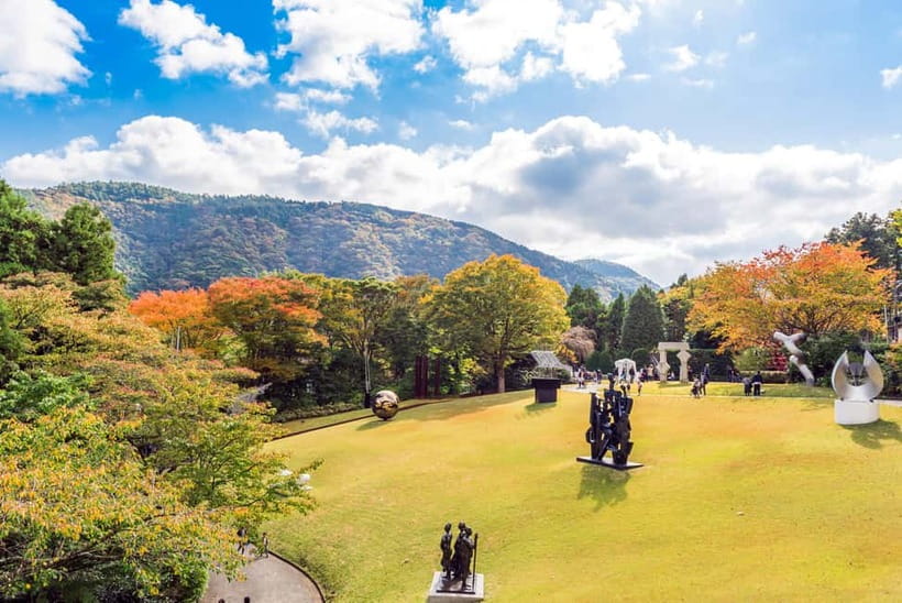 Tokyo: Mt. Fuji, Owakudani, Hakone Shrine, & Open-Air Museum - Lake Ashi and Hakone Shrine: The Torii Gate Shot