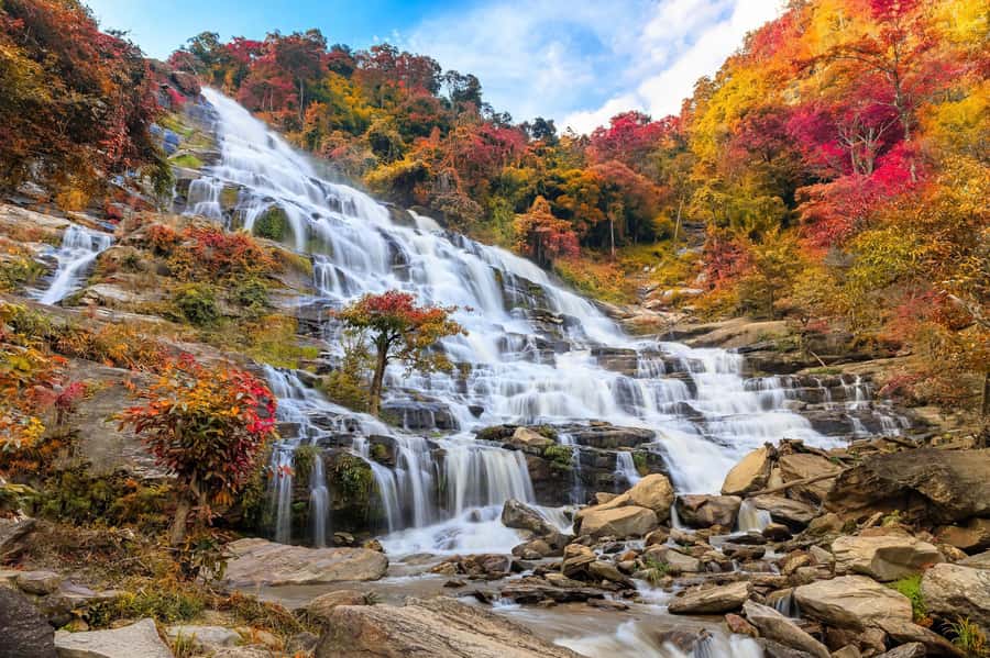 Tokyo: Nikko Day Tour Shrines, Lake Chūzenji & Kegon Falls - Lake Chūzenji and Kegon Falls: where the weather can become part of the story