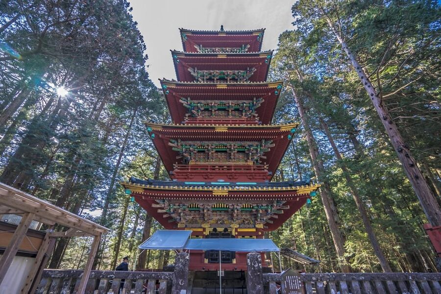 Tokyo: Nikko Private Day Tour With Guide - Kanmangafuchi Abyss: statues by the water for a calmer pause