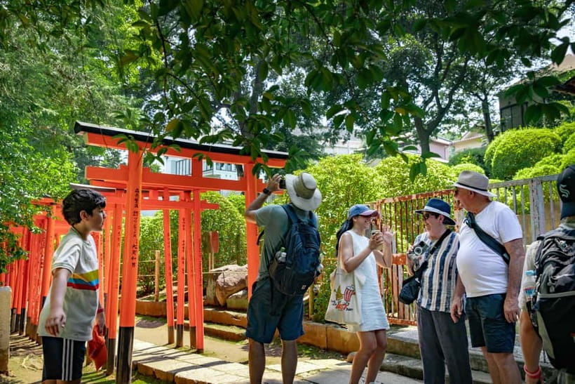 Tokyo: Old Quarter Yanaka Walking Tour - Tennōji Temple: the bronze Buddha tied to Yanaka