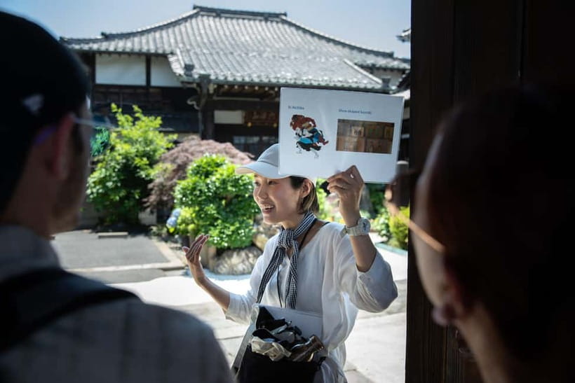 Tokyo: Old Quarter Yanaka Walking Tour - Nezu Shrine and the walk out to Yanaka Ginza