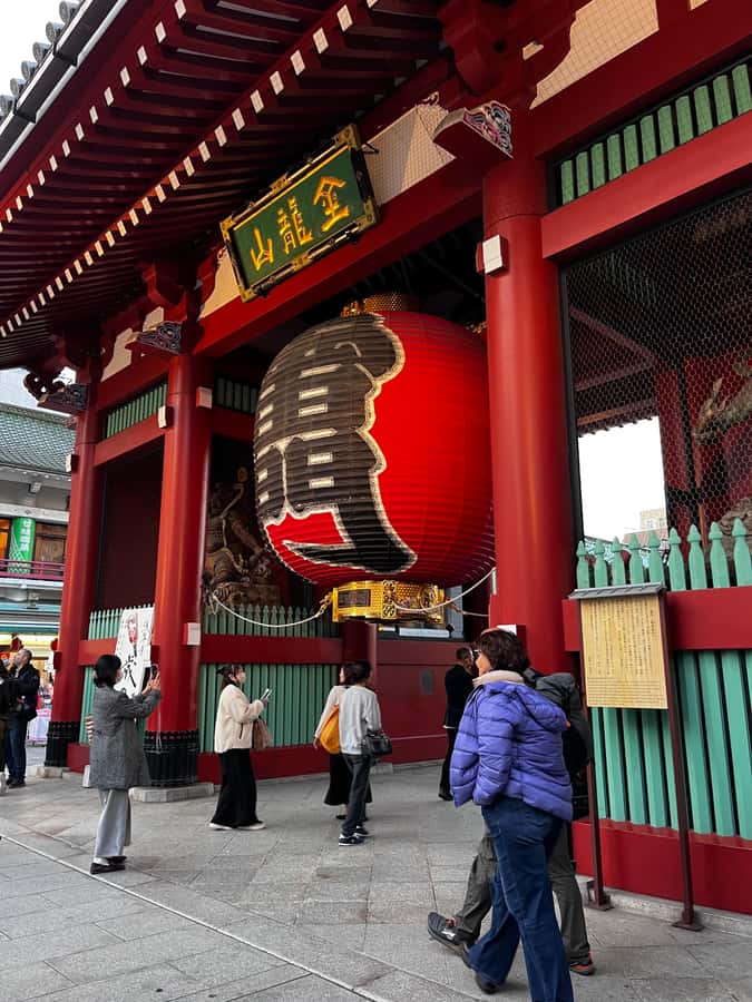 Tokyo: Old Town Asakusa Guided Tour -Senso-ji Temple Visit - Small group size: the real quality upgrade