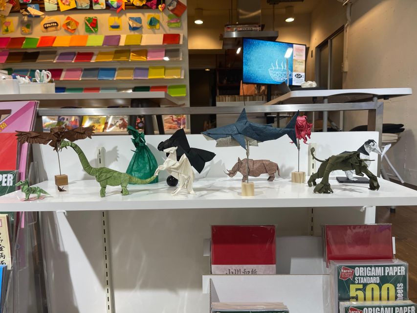 Tokyo: Origami Fun for Families & Beginners in Asakusa - How the Tablet Makes 45 Minutes Feel Manageable