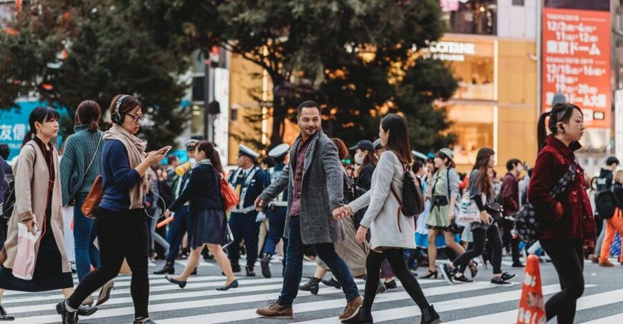 Tokyo: Photo Shoot with a Private Vacation Photographer - The 1-3 hour shoot flow, what it feels like in real time