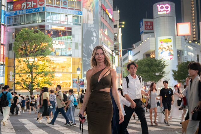Tokyo Portrait Tour with a Professional Photographer - Shinjuku portraits: bold backdrops and night-friendly vibes
