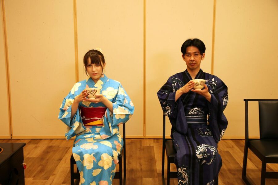 Tokyo: Practicing Zen with a Japanese Tea Ceremony - Your Turn: Performing the Second Tea Ceremony