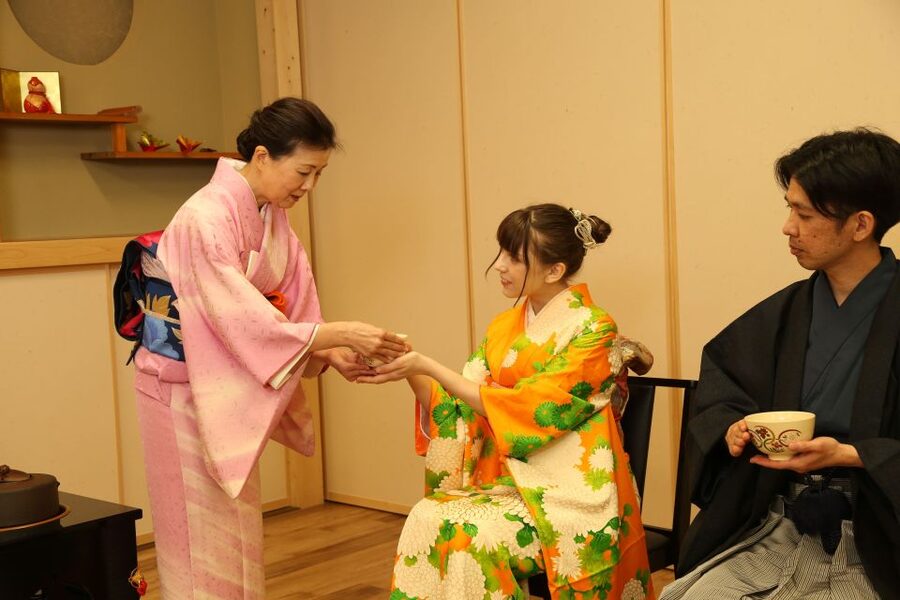 Tokyo: Practicing Zen with a Japanese Tea Ceremony - Comfort Rules, Quiet Space, and Floor Sitting Choices