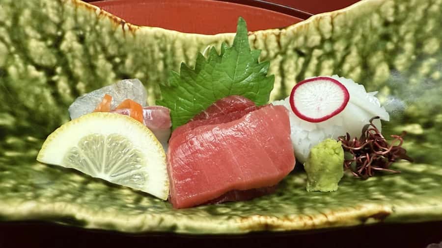 Tokyo: Private dinner with Geisha at a Member's only Ryotei - Meeting in front of FamilyMart: why that matters