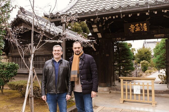 Tokyo: Private Guided Tour with Hotel Pickup and Drop-off - Imperial Palace photo stops: a breather that still needs pacing