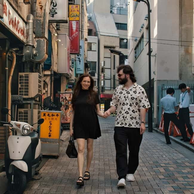 Tokyo: Private photo shoot - LGBTQ+ Friendly, Low-Stress Coaching, and Comfort That Shows in Photos