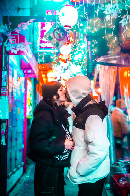 Tokyo Private photo tour with Nightstreet Neon photographer - Key things you will care about before you book