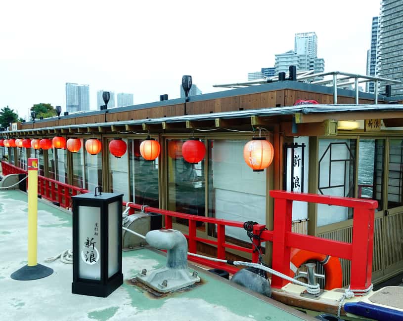 Tokyo: Rainbow Bridge Day Cruise Show Unlimited Soft Drinks - Price and logistics: is $44 good value?