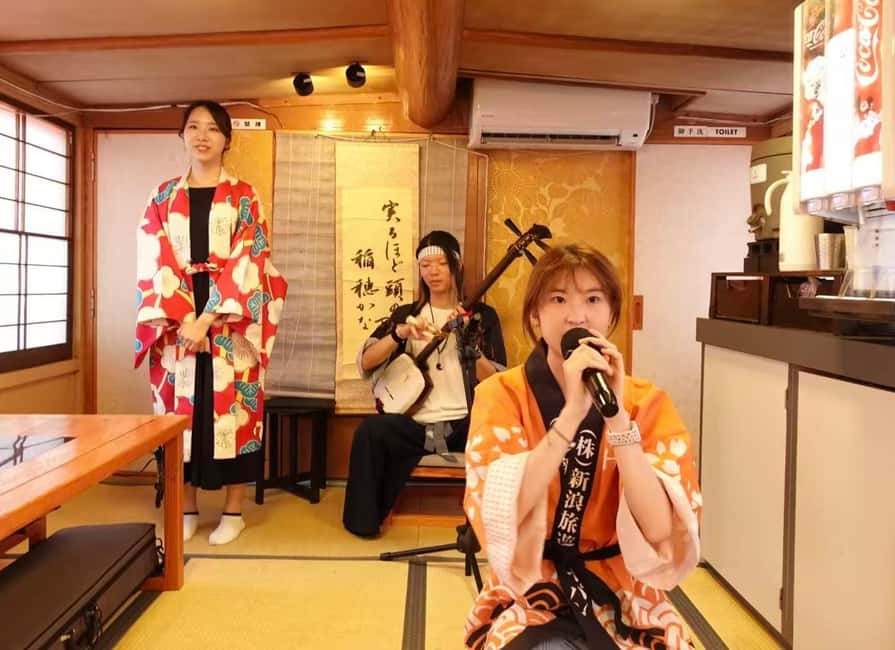 Tokyo: Rainbow Bridge Day Cruise Show Unlimited Soft Drinks - Who should book this Rainbow Bridge cruise