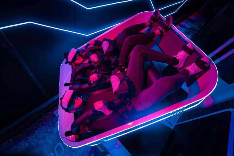 Tokyo: 'Red Tokyo Tower' Digital Amusement Park Ticket - The 3rd Floor Inspiration Zone: Robot Fight and the planned Yukimura Sanada duel