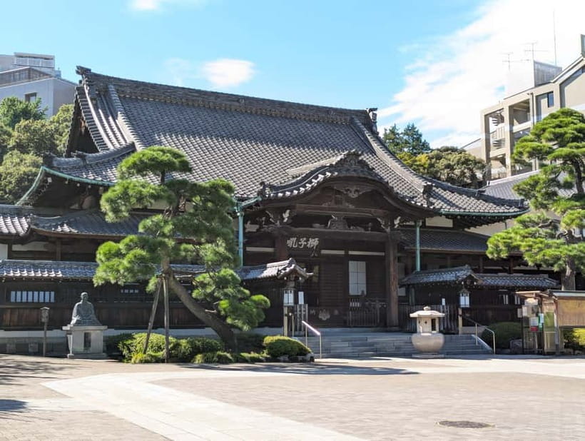 Tokyo: Samurai History Walking Tour - Key highlights worth showing up for