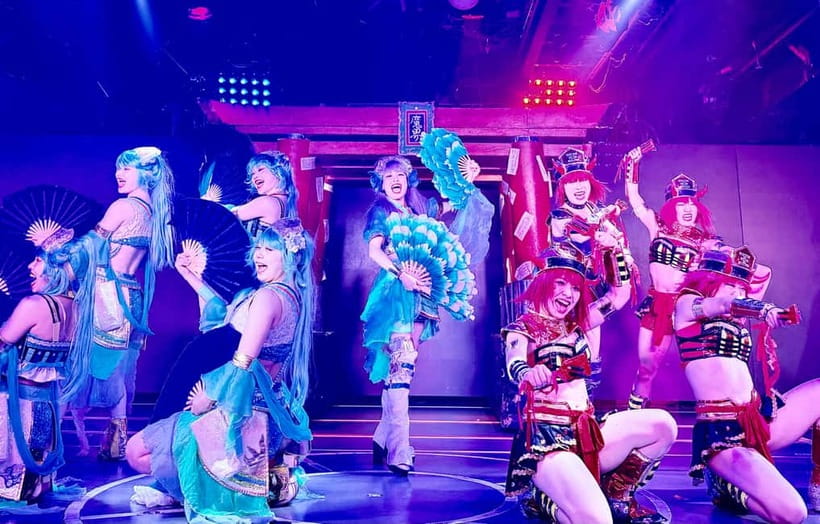 Tokyo: Samurai Restaurant Show Ticket with 2 Drinks - The Venue Setup: Why It Feels So Intense