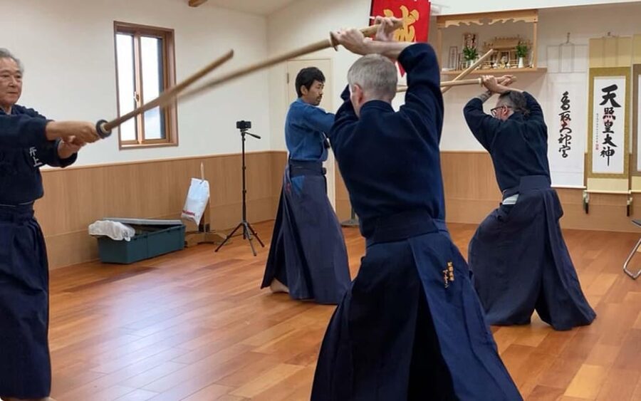 Tokyo: Samurai Sword Academy in the Hometown of Last Samurai - Entering the Hino Dojo and feeling the Shinsengumi setting