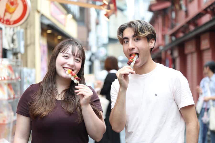 Tokyo: Sensoji Temple & Street Food: Private Tour with guide - Nakamise Street: Shopping Energy With a Food Plan