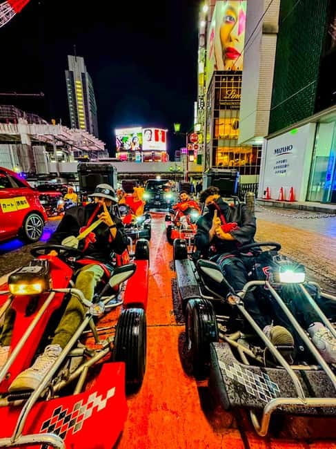 Tokyo: Shibuya and Shinjuku Streets Guided Go-Karting Tour - Yoyogi Park and the first photo-stop rhythm