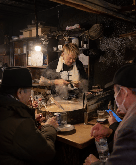 Tokyo: Shinjuku Local Bar and Izakaya Guided Walking Tour - How the Guides Shape the Experience