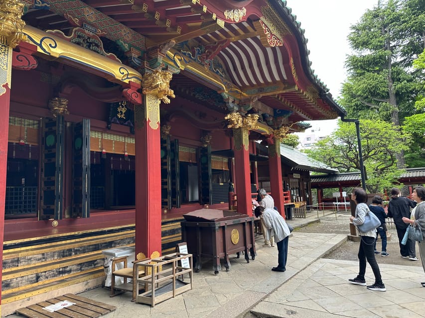 Tokyo:Stroll in Old traditional culture towns~Yanaka & Nezu - Tennoji Temple, its garden, and a pause for the big Buddha