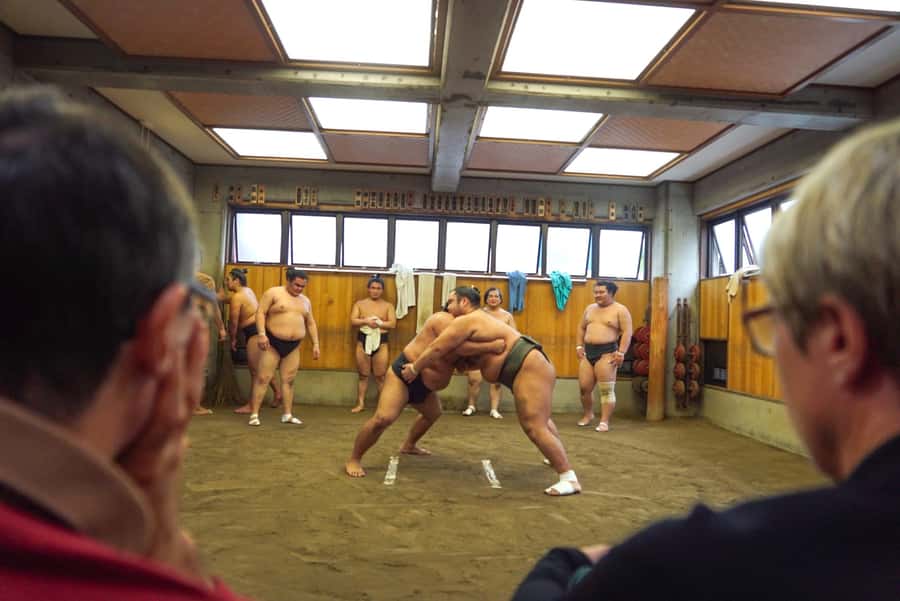 Tokyo: Sumo Morning Practice Tour in Ryogoku and Photo Shoot - Why Ryogoku mornings are ideal for your first sumo dose