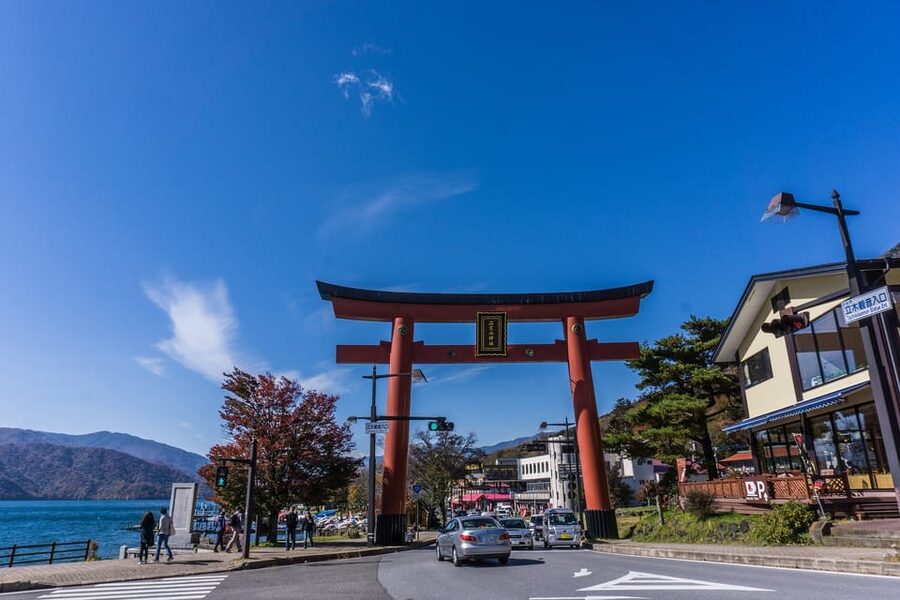 Tokyo to Nikko: Exclusive Private Day Trip - First taste of Nikko culture: Rinnō-ji in real-world context