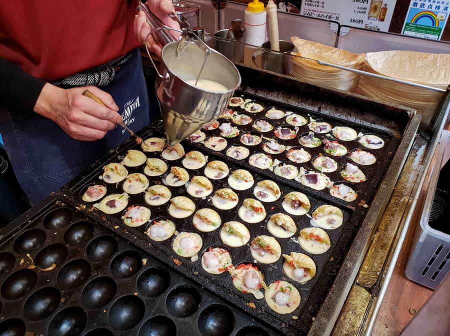 Tokyo: Togoshi Ginza Street Food Tour - Yakitori First: Charcoal-Grilled Chicken Skewers Since 1929