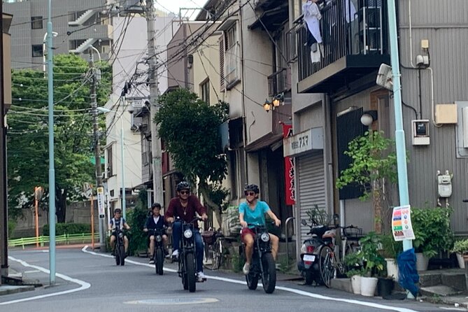 Tokyo Top Highlights 3h Guided E-bike Tour - Tokyo Tower Route: Zojo-ji, a Hill Climb at Atago, and Hibiya Park