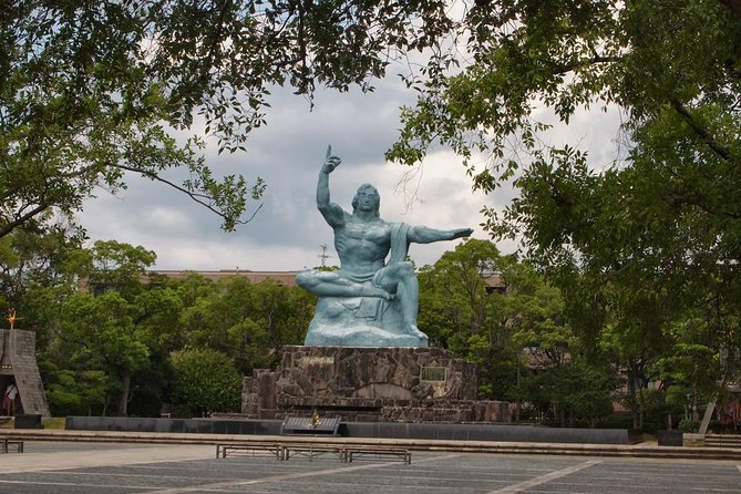 Tour Nagasaki or Fukuoka in Privacy and Comfort. - The garden and tea stop that slows the pace: Yusentei Park