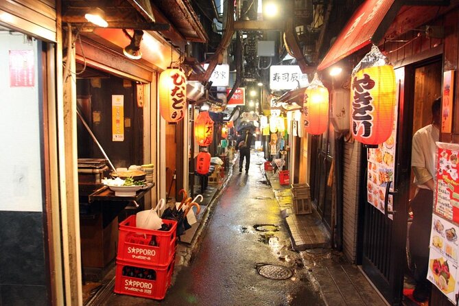 Tour with Pro Tokyo Photographer and take Edgy Unique Portraits - Why Shinjuku to Kabukicho makes portraits look like movie stills