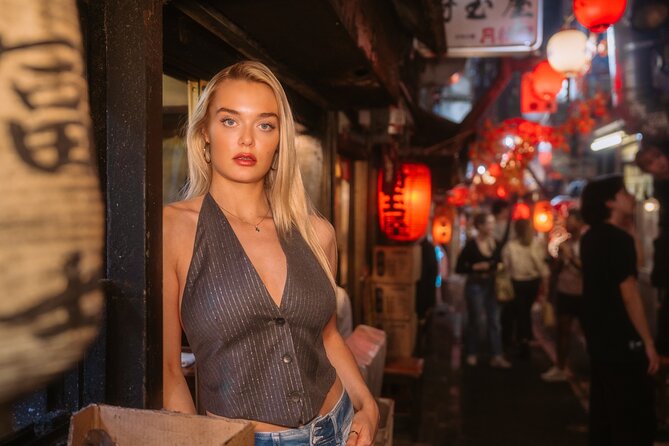 Tour with Pro Tokyo Photographer and take Edgy Unique Portraits - Deniz Demir’s style: pro direction plus street smarts
