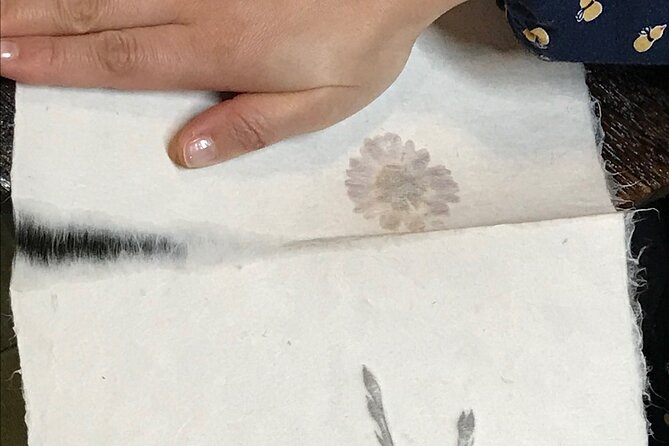 Traditional Japanese Washi Papermaking- Kyoto morning - Designing with cherry blossoms, maple leaves, and paper cut-outs
