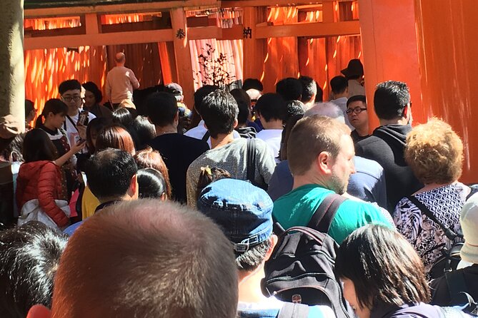 TREASURES of Kyoto: Fushimi Inari, Kiyomizu Temple, and more! - Wandering the cobblestoned preserved district for shops and townhouses