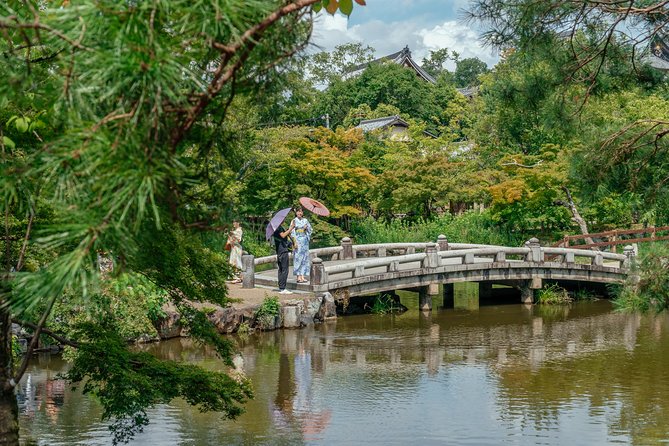 Treasures of Kyoto: Geishas & Traditions Private Tour - Chion-in and Maruyama Park: Religion in Real Space