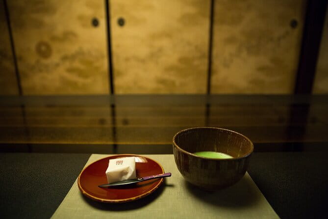 True Kanazawa: Private Walking tour with a Local guide - Higashi Chaya District and Nishi Chaya District: Two Geisha Neighborhood Moods
