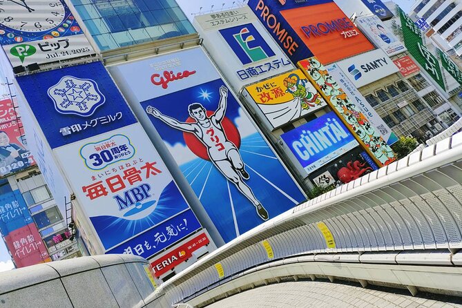 Ultimate Osaka Walking Tour: Castle, Dotonbori & Hidden Gems - Osaka Castle area stop: no ticket needed, and that changes the feel