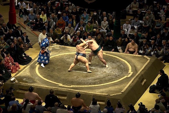 Ultimate Sumo Tournament: Tokyo, Osaka, Nagoya, Fukuoka - Chanko nabe dinner: the food ritual you can actually taste