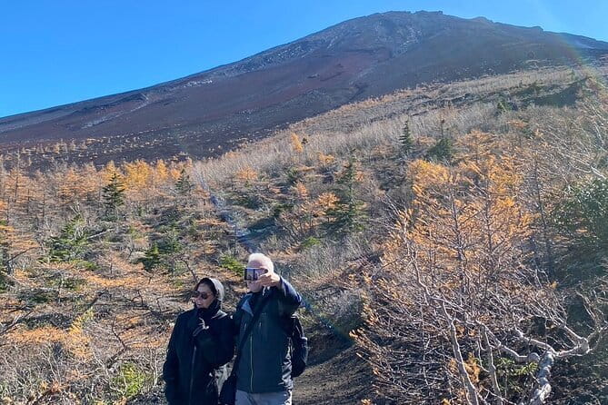 Winter Special: Clear View Mt. Fuji E-Bike Tour - Stop 4: Hounji Fountain and a Quick Drink of Local Water