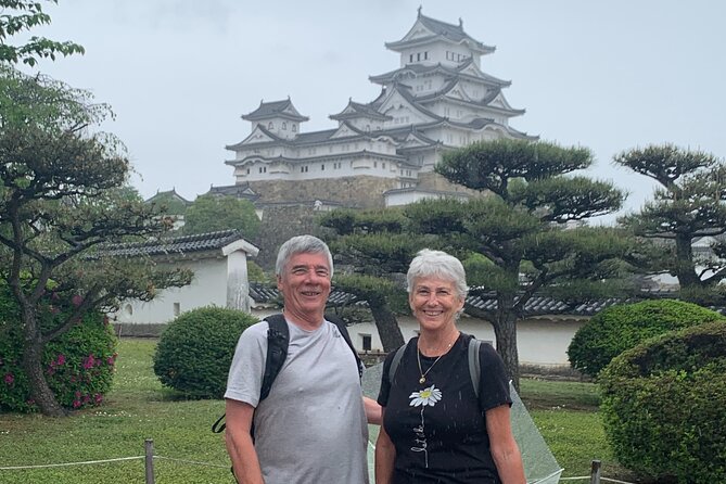 World Heritage Himeji Castle & Sake Breweries Private Tour - Himeji Castle Interiors: White Facade, Labyrinth Corridors, Real Pacing
