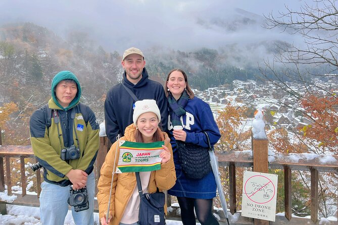 World Heritage Shirakawa-go and Experience Tours from Kanazawa - Gold leaf at Kanazawa Bikazari Asano: the craft that feels unreal