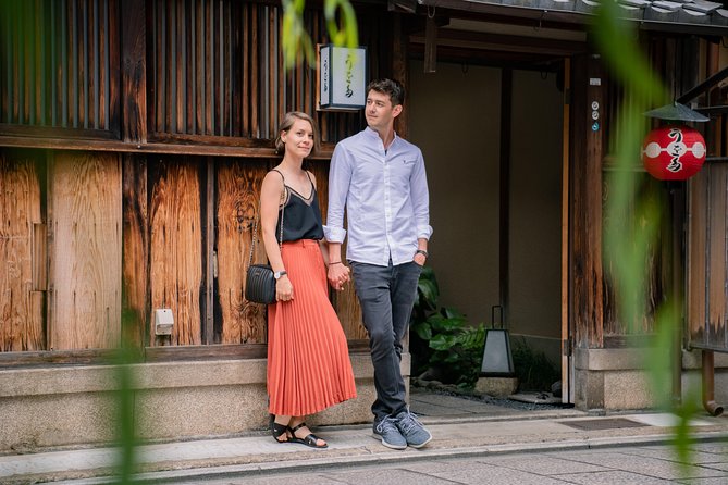 Your Private Vacation Photography Session In Kyoto - Price and value: $297.31 per group for about 50 edited photos