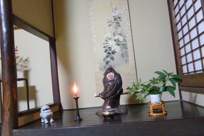 Zen Meditation for Life in Kyoto - Coffee, tea, and a Kyoto sweet to end the lesson gently